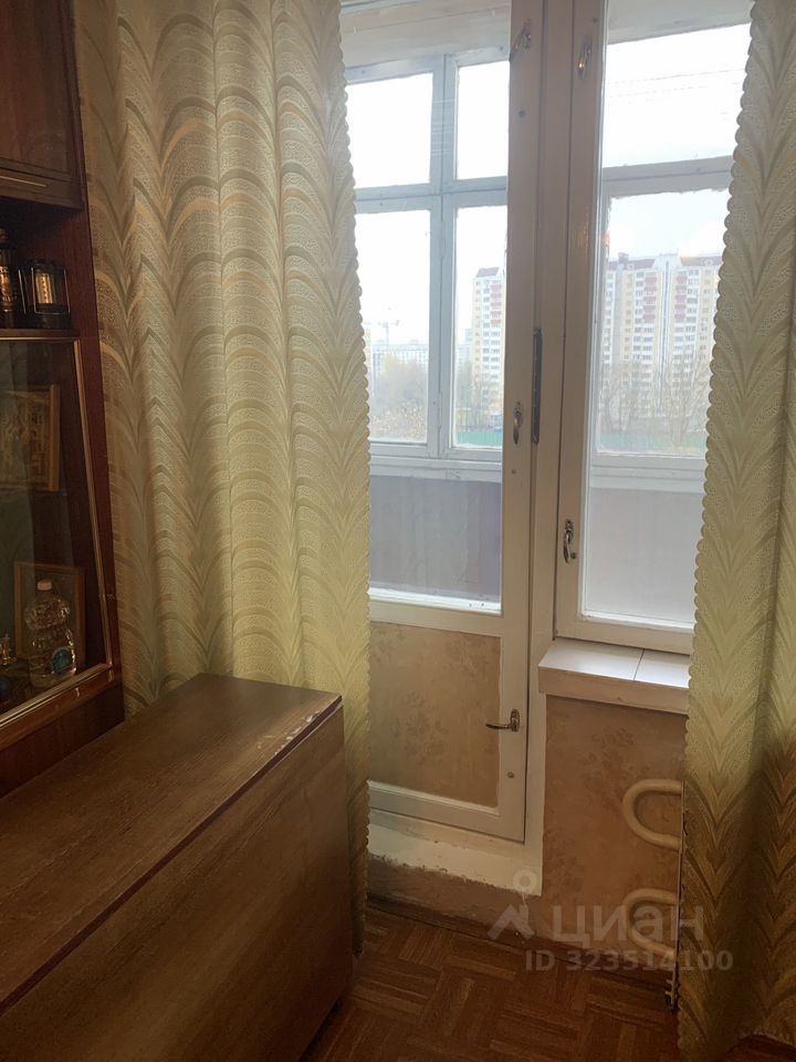 Продажа 3-комн квартиры на вторичном рынке улица Красный Казанец, 7