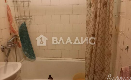 Продажа 2-комн квартиры на вторичном рынке Сходненская ул,  д. 31