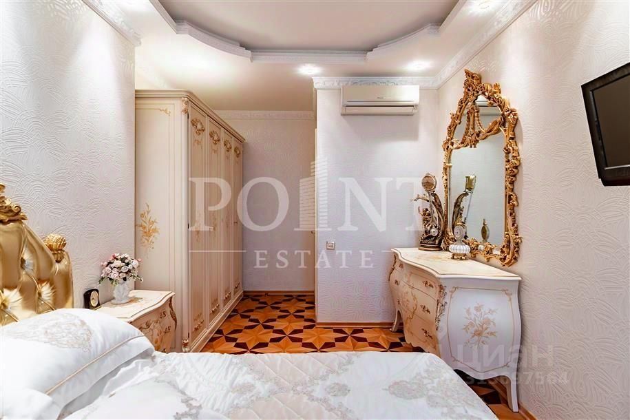 Продажа 4-комн квартиры на вторичном рынке Нежинская улица, 1к4