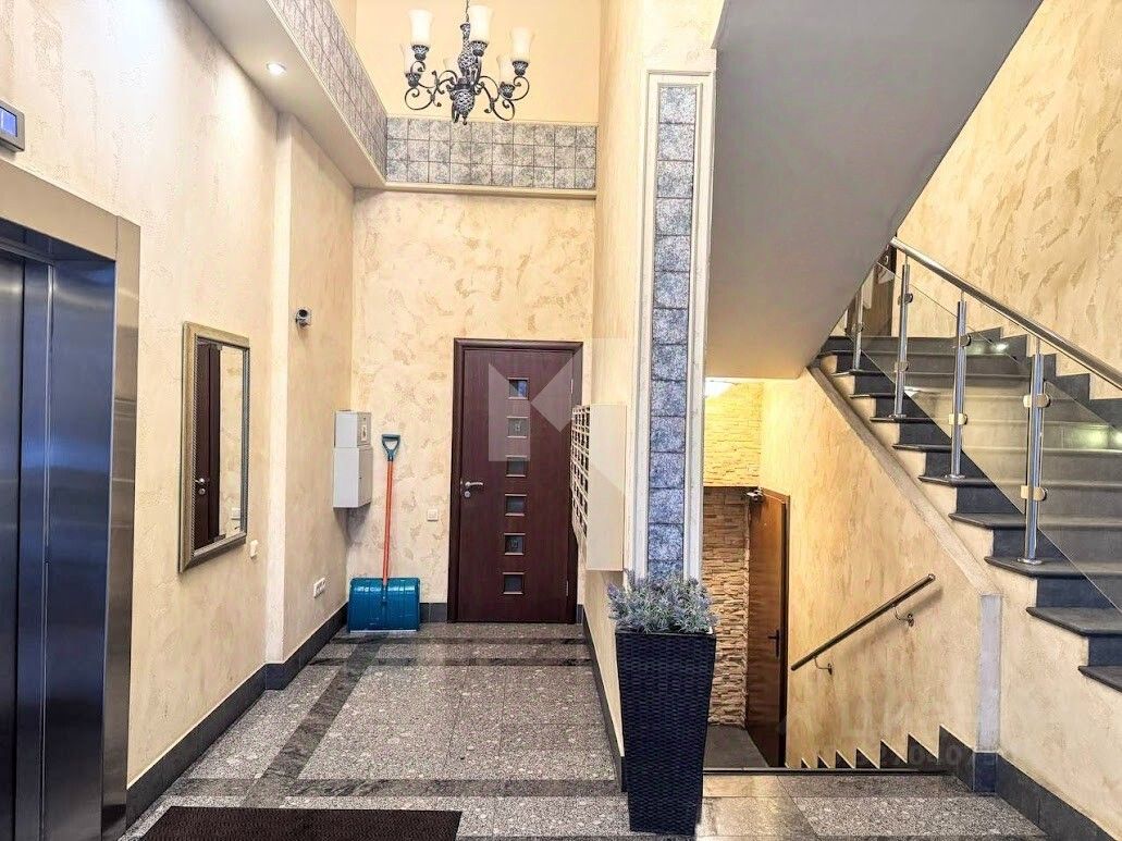 Продажа 2-комн квартиры на вторичном рынке Крылатская улица, 45К2