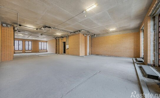 Продажа 4-комн квартиры на вторичном рынке улица Ефремова,  д. 19 к4