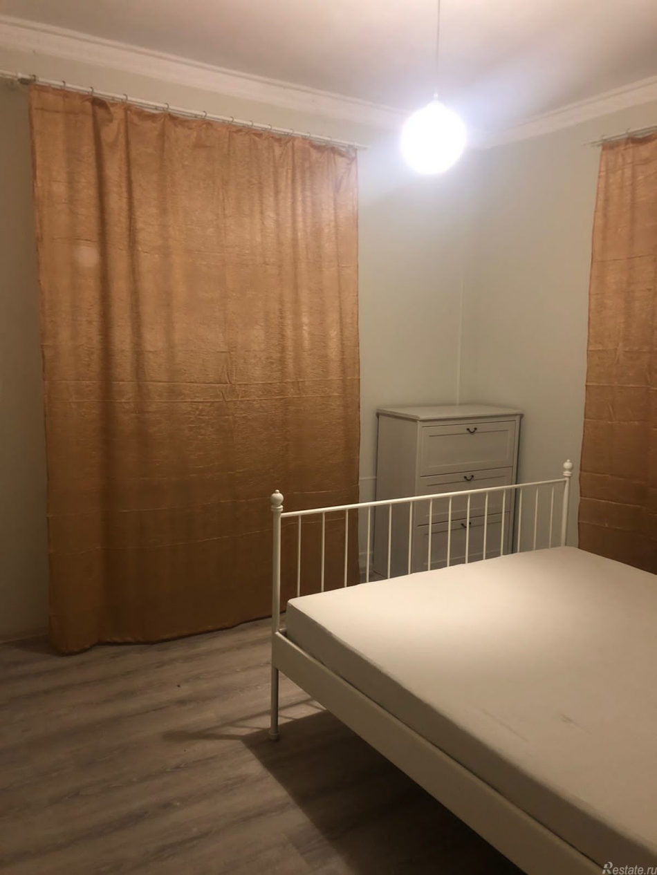 Продажа 2-комн квартиры на вторичном рынке Гвардейская ул, 17к1