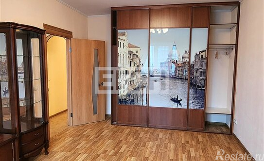 Продажа 1-комн квартиры на вторичном рынке Радужная улица,  д. 9