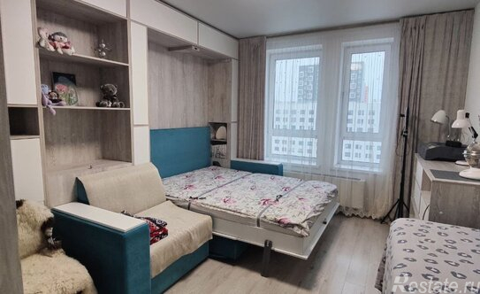 Продажа 1-комн квартиры на вторичном рынке Саларьевская ул,  д. 14 к3