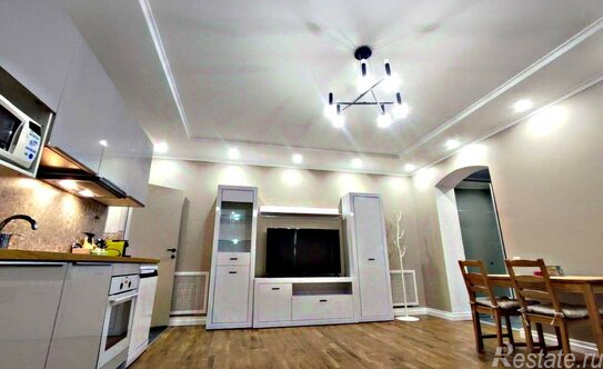 Продажа 2-комн квартиры на вторичном рынке Плотников пер,  д. 20/21