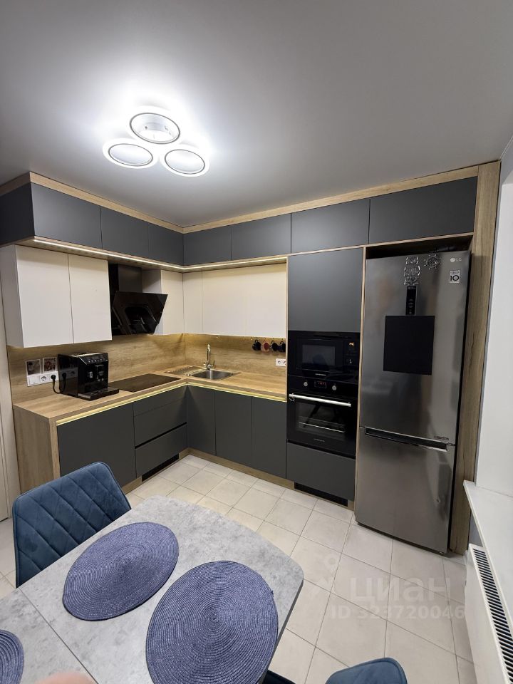 Продажа 2-комн квартиры на вторичном рынке Дальневосточный проспект, 33к1