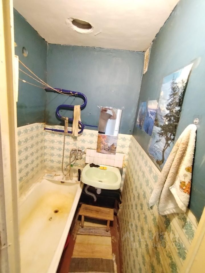 Продажа 2-комн квартиры на вторичном рынке пос. Торковичи, улица 1-я Железнодорожная, 7А