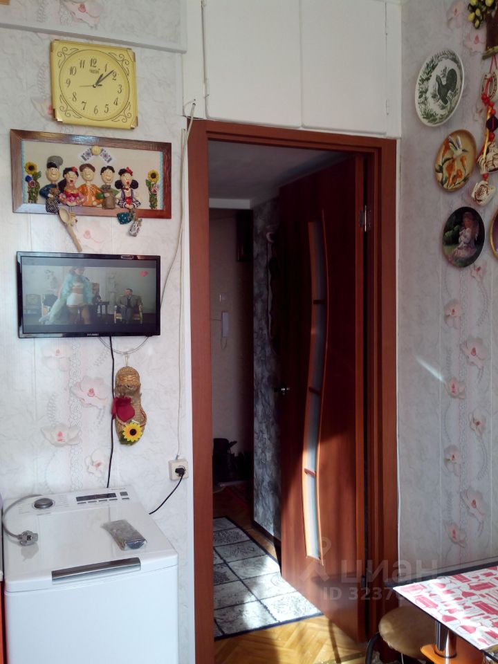 Продажа 2-комн квартиры на вторичном рынке Булатниковский проезд, 14К5