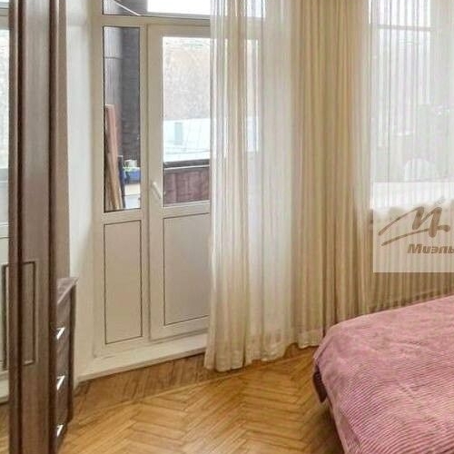 3-комн квартира проспект Буденного, 29/1