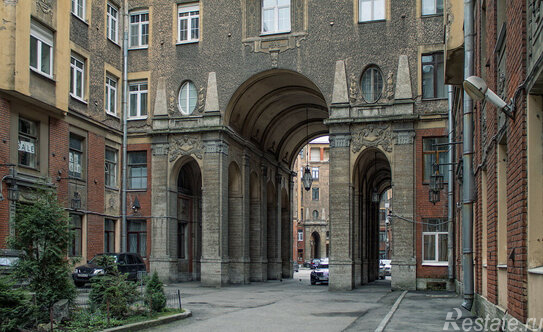 Продажа 6-комн квартиры на вторичном рынке улица Рубинштейна,  д. 15-17