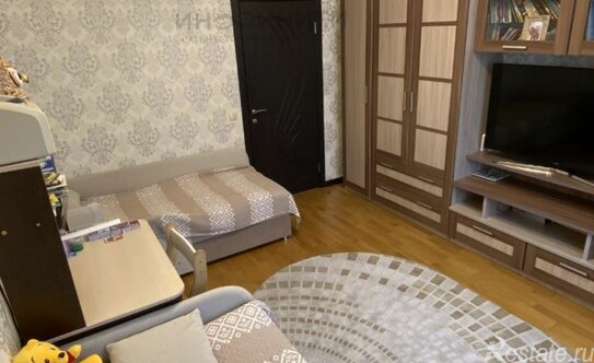 Продажа 2-комн квартиры на вторичном рынке Лукинская улица,  д. 9