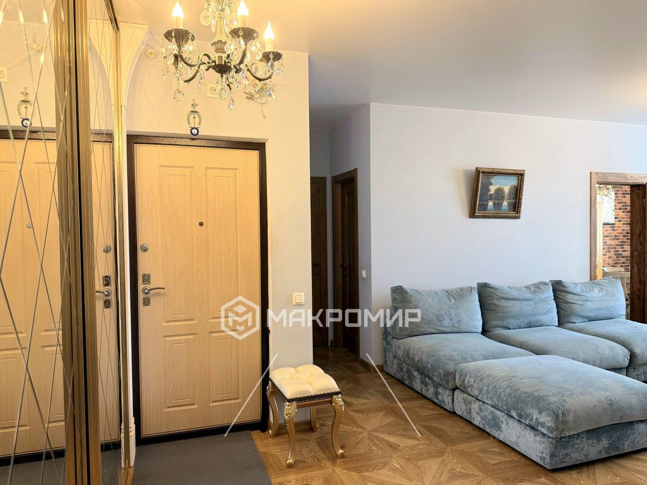 Продажа 3-комн квартиры на вторичном рынке улица Ворошилова, 25к1