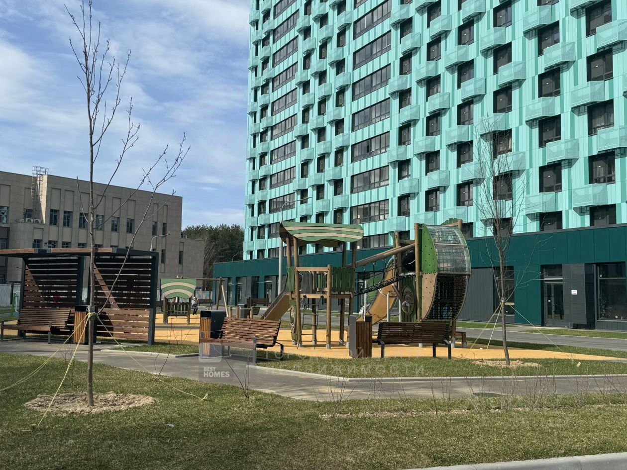 Продажа 2-комн квартиры на вторичном рынке Чоботовская улица, 2А