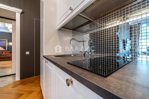 Продажа 3-комн квартиры на вторичном рынке ул. Кавалергардская,  д. 3
