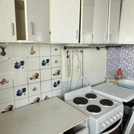 Продажа 2-комн квартиры на вторичном рынке Строгинский б-р,  д. 22