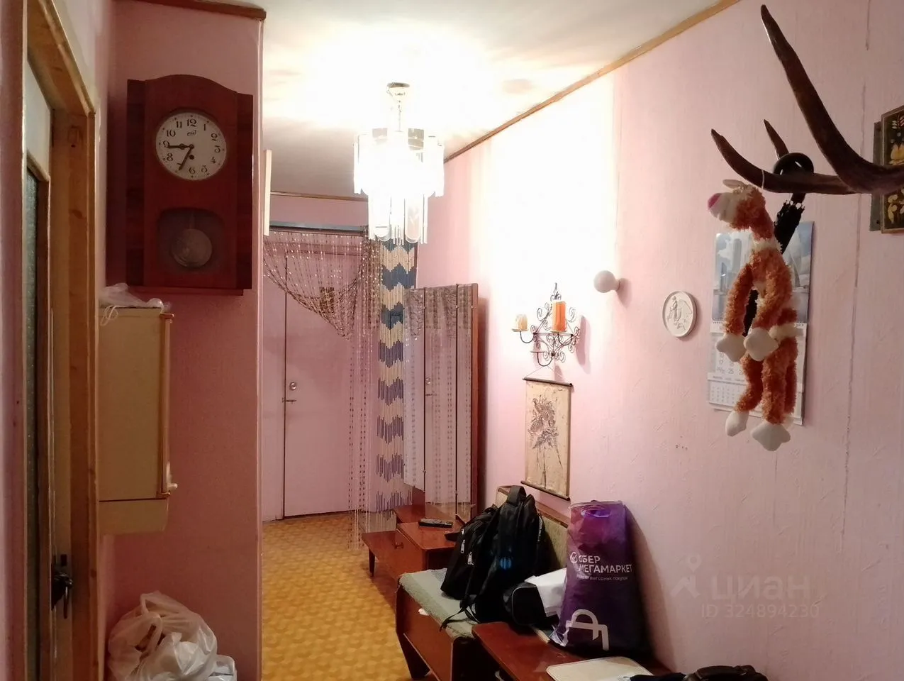 Продажа 3-комн квартиры на вторичном рынке пос. Шушары, Школьная улица, 22