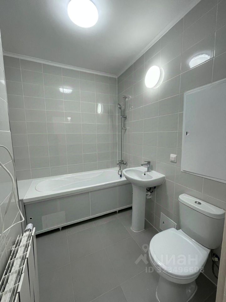 Продажа 2-комн квартиры на вторичном рынке проезд Досфлота, 2А