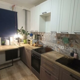 Продажа 2-комн квартиры на вторичном рынке Наставников пр-кт,  д. 21