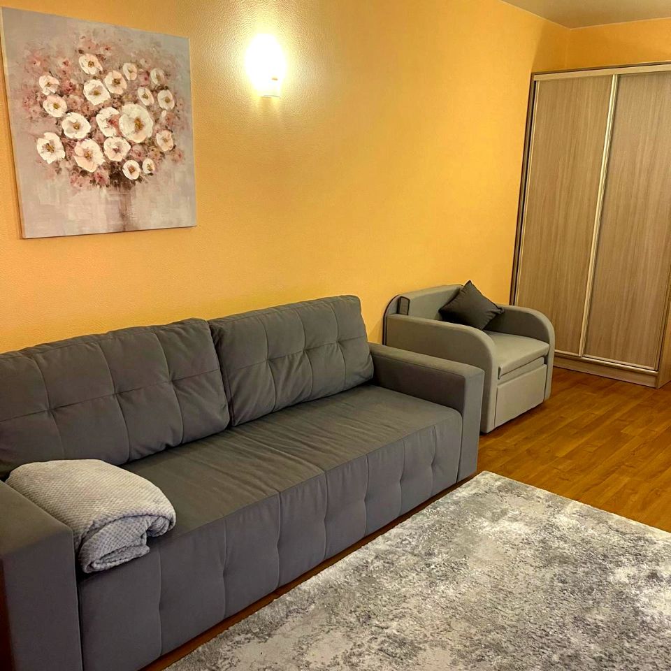 Аренда 1-комн квартиры на вторичном рынке Приморский проспект, 137к1