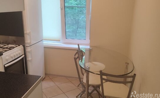 Аренда 2-комн квартиры на вторичном рынке Пролетарский пр-кт,  д. 18,  к. 3