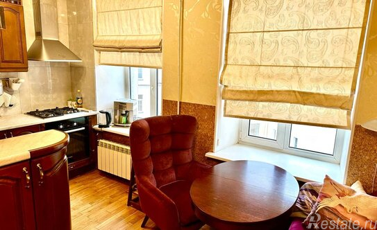 Продажа 3-комн квартиры на вторичном рынке Пушкарская Б. ул,  д. 19А