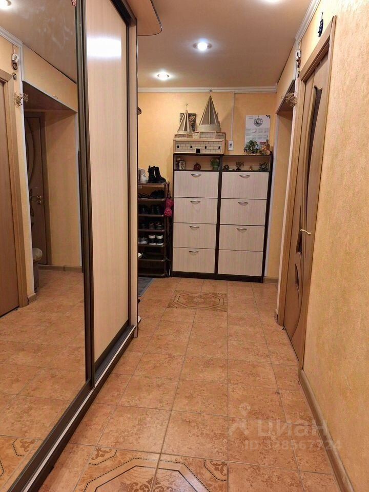 Продажа 2-комн квартиры на вторичном рынке Караваевская улица, 10К1