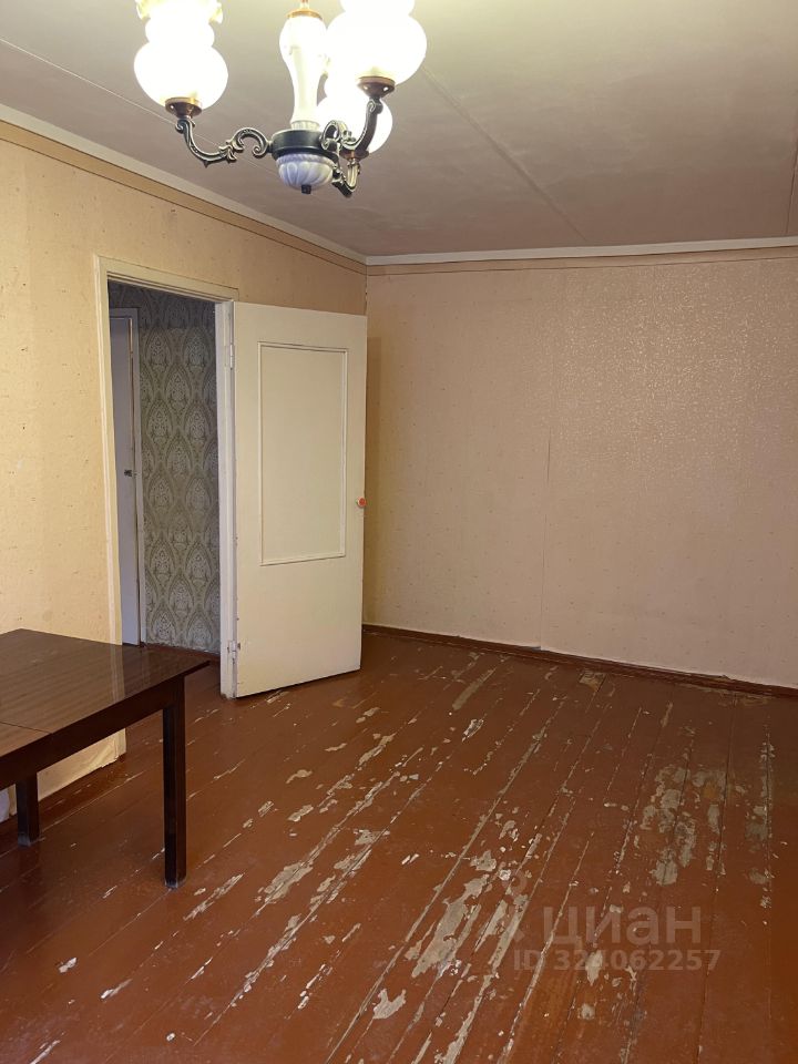 Продажа 3-комн квартиры на вторичном рынке пос. Шушары, Славянка тер., шоссе Колпинское, 8