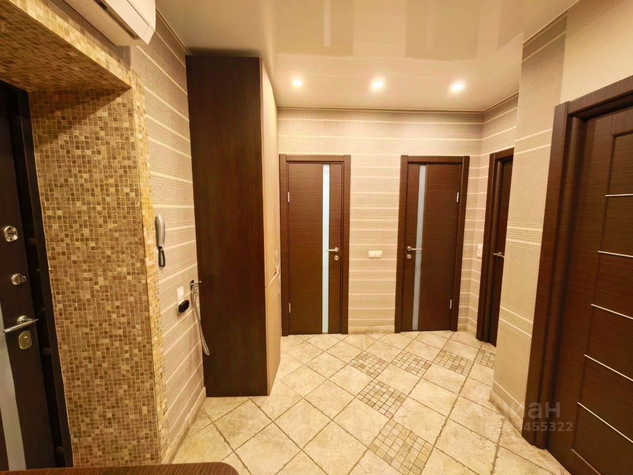 Продажа 3-комн квартиры на вторичном рынке Учительская улица, 18к1
