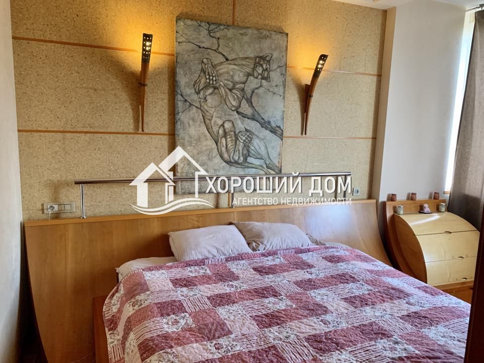 Продажа 3-комн квартиры на вторичном рынке улица Куусинена, 21А