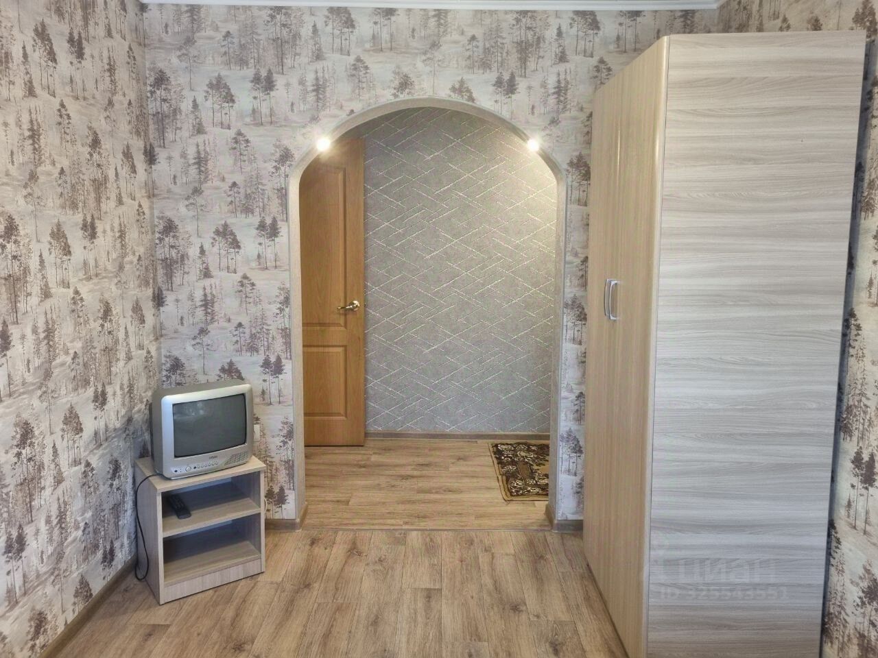 Продажа 3-комн квартиры на вторичном рынке Луга, проспект Кирова, 91