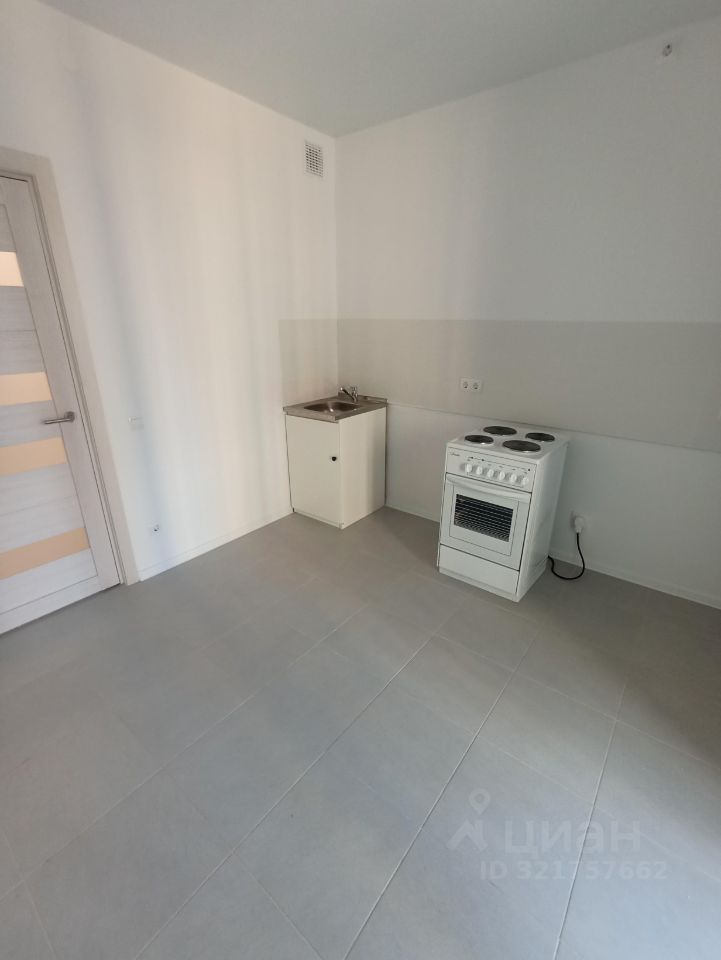 Продажа 2-комн квартиры на вторичном рынке Очаковское шоссе, 7