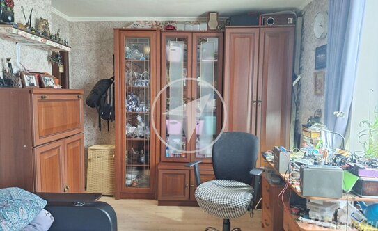 Продажа 3-комн квартиры на вторичном рынке Библиотечная улица,  д. 2