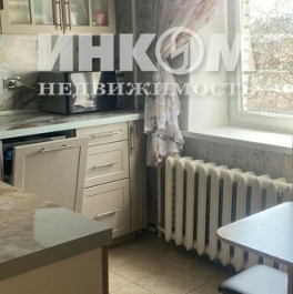 Продажа 2-комн квартиры на вторичном рынке микрорайон ДРСУ-4, , Голицыно, тер ДРСУ-4,  д. 14