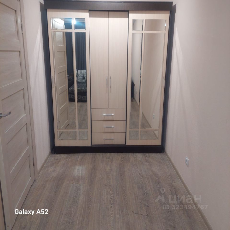 Аренда 1-комн квартиры на вторичном рынке Мурино, улица Шоссе в Лаврики, 70к1