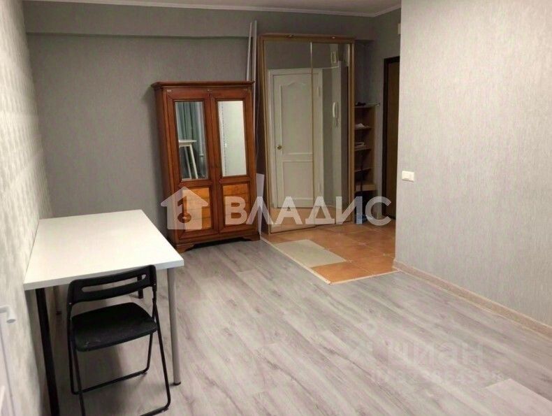 Продажа 2-комн квартиры на вторичном рынке Новодевичий проезд, 4