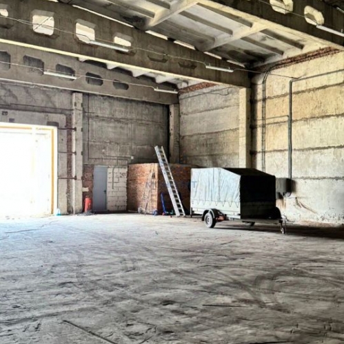 Склад Елизаветино, Центральная улица