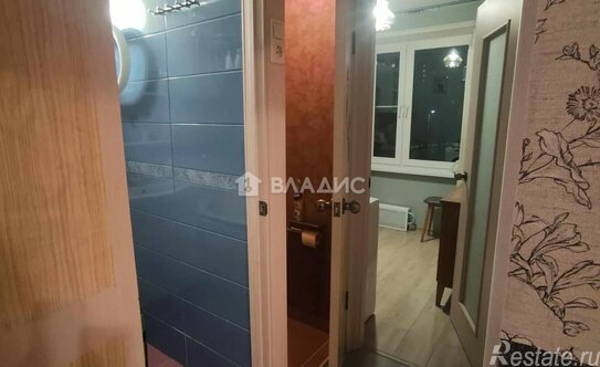 Продажа 2-комн квартиры на вторичном рынке Ореховый б-р,  д. 23,  к. 1