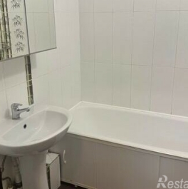 Продажа 1-комн квартиры на вторичном рынке Очаковская Б. ул,  д. 5