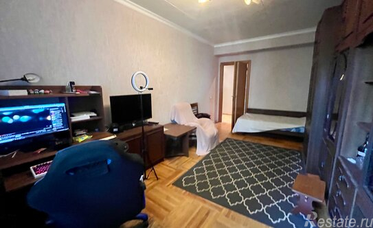 Продажа 3-комн квартиры на вторичном рынке улица Красина,  д. 24-28