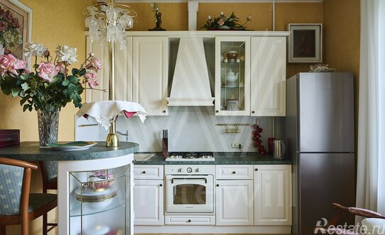 Продажа 3-комн квартиры на вторичном рынке Вишняковский пер,  д. 23