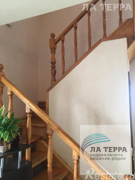 Продажа 5-комн квартиры на вторичном рынке Нахабино, ул. Чкалова,  д. 7