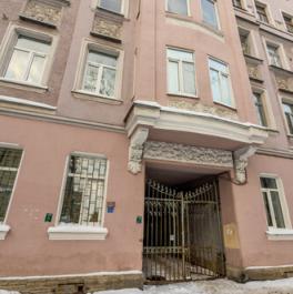 Продажа 2-комн квартиры на вторичном рынке Офицерский пер,  д. 4