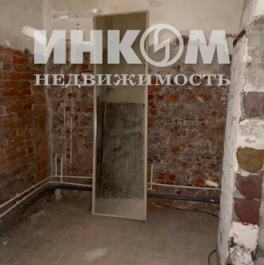 Продажа 3-комн квартиры на вторичном рынке Колобовский 1-й пер,  д. 27/3,  к. 2