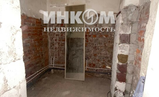 Продажа 3-комн квартиры на вторичном рынке Колобовский 1-й пер,  д. 27/3,  к. 2