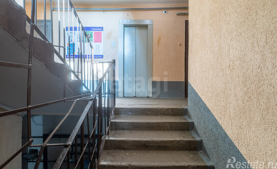 Продажа 2-комн квартиры на вторичном рынке ул Пионерстроя,  д. 19,  к. 2