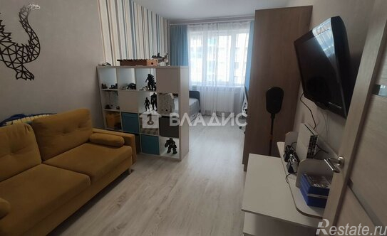 Продажа 2-комн квартиры на вторичном рынке Бугры, ул Шекспира,  д. 3