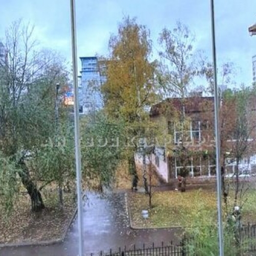 3-комн квартира ул Ельнинская,  д. 15,  к. 3