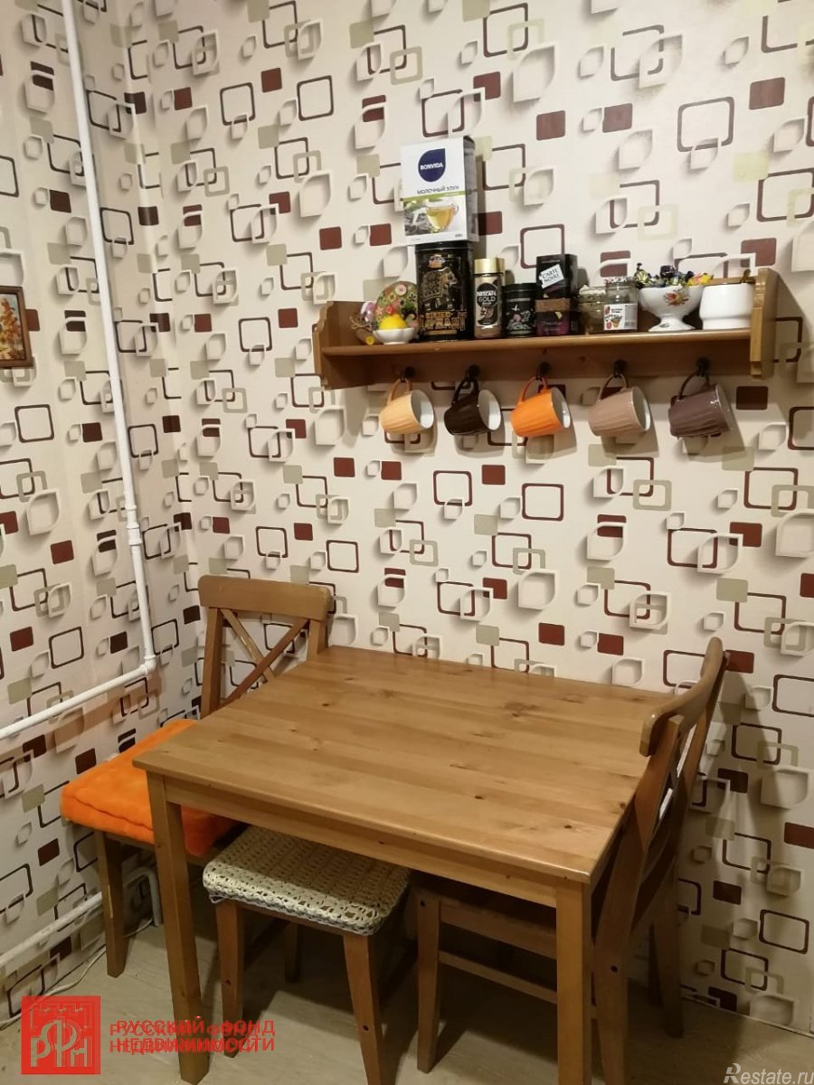 Продажа 2-комн квартиры на вторичном рынке Всеволожск г., Комсомола ул. ,  д. 9