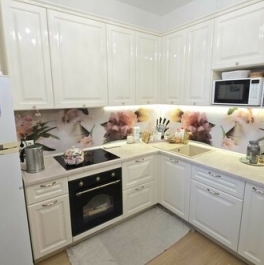 Продажа 2-комн квартиры на вторичном рынке ул Беловежская,  д. 13