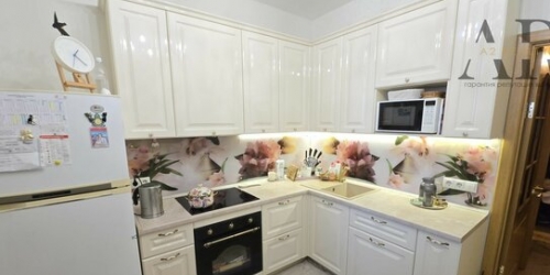 2-комн квартира ул Беловежская,  д. 13